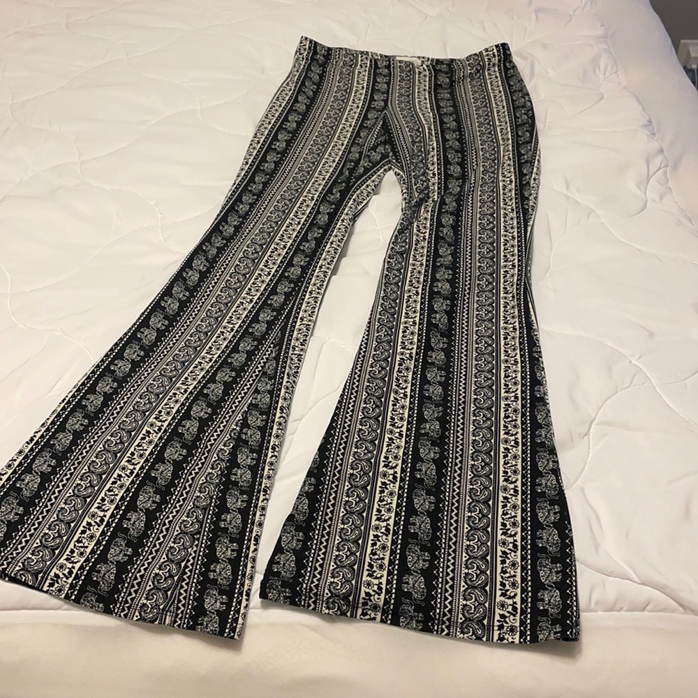 FLARE PANTS